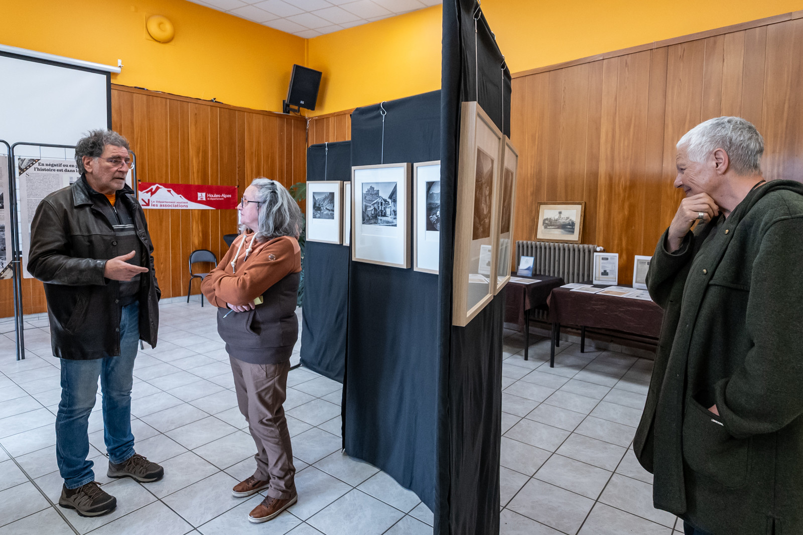 Exposition d'une sélection de photographies des Hautes-Alpes réalisées par Henry Coufourier entre 1913 et 1936 proposée par l'association Regards Alpins.